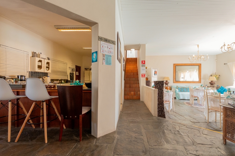 8 Bedroom Property for Sale in Country Club Western Cape